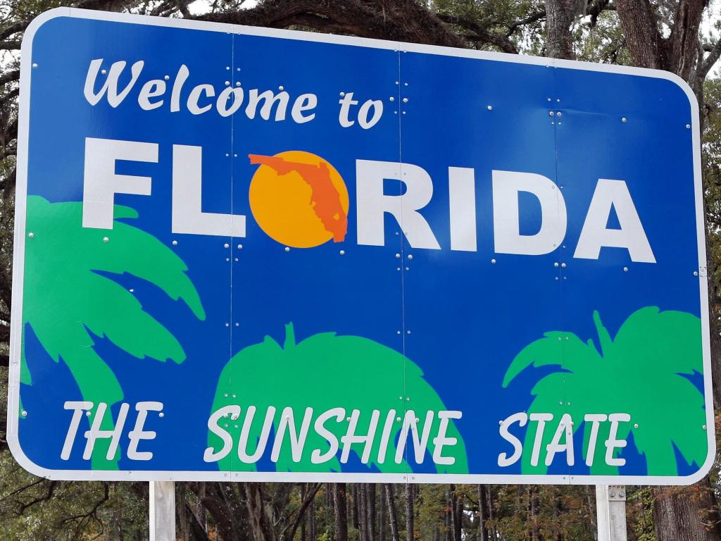 A welcome sign at the Florida state line