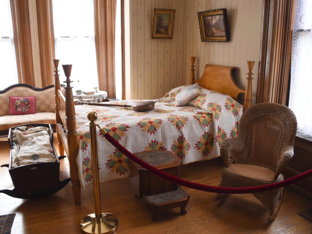 A recreated historic bedroom in Findlay's Hancock Historical Museum