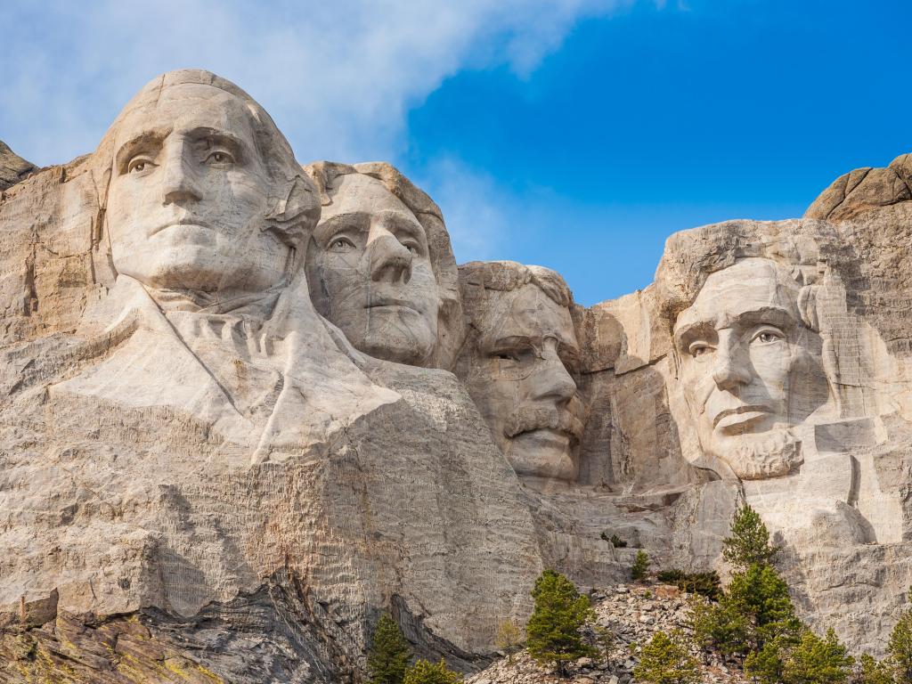 Mount Rushmore National Monument in South Dakota on a sunny day.