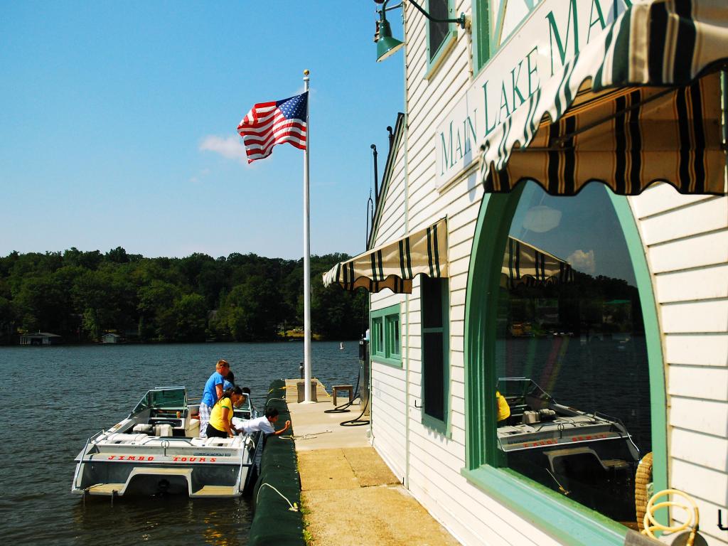Boaters docking at the Main Lake Market, a convenience store and café, along the banks of Lake Hopatcong, New Jersey