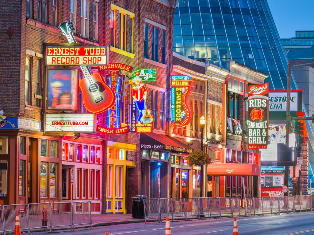 Nashville, Tennessee, USA Honky-tonks on Lower Broadway. The district is famous for the numerous country music entertainment establishments.