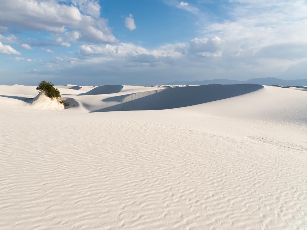 The white dunes of the White Sands National Monument in Alamogordo, New Mexico