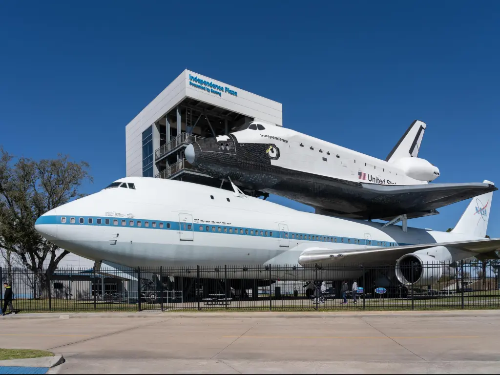 Replica Space Shuttle at Johnston Space Center, Houston